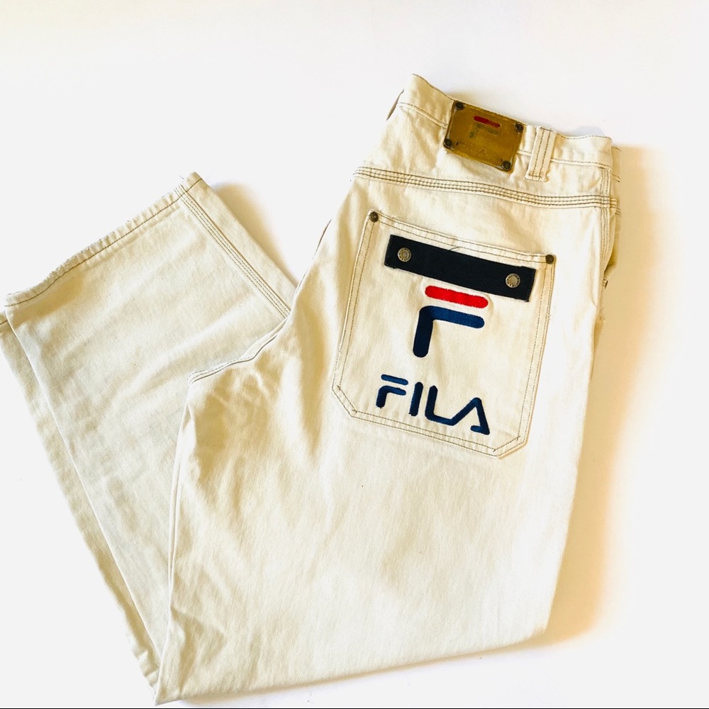 Men’s vintage baggy fila embroidered Jean